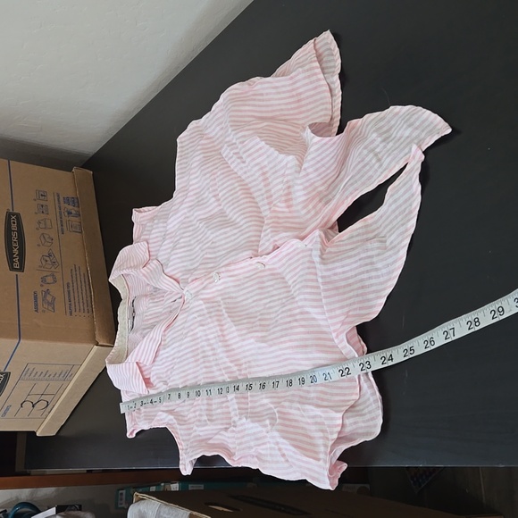 Tommy Bahama Pink and White Linen Blend Tie Front Button Up Shirt Size M… - Picture 11 of 11